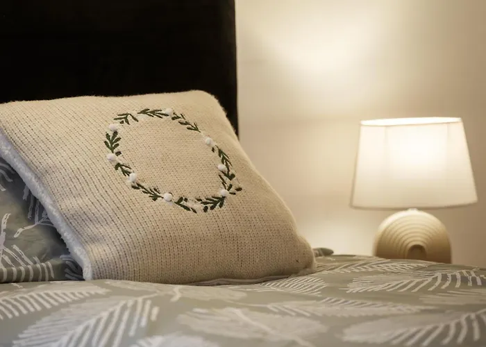 Cute Duplex In Leeds *